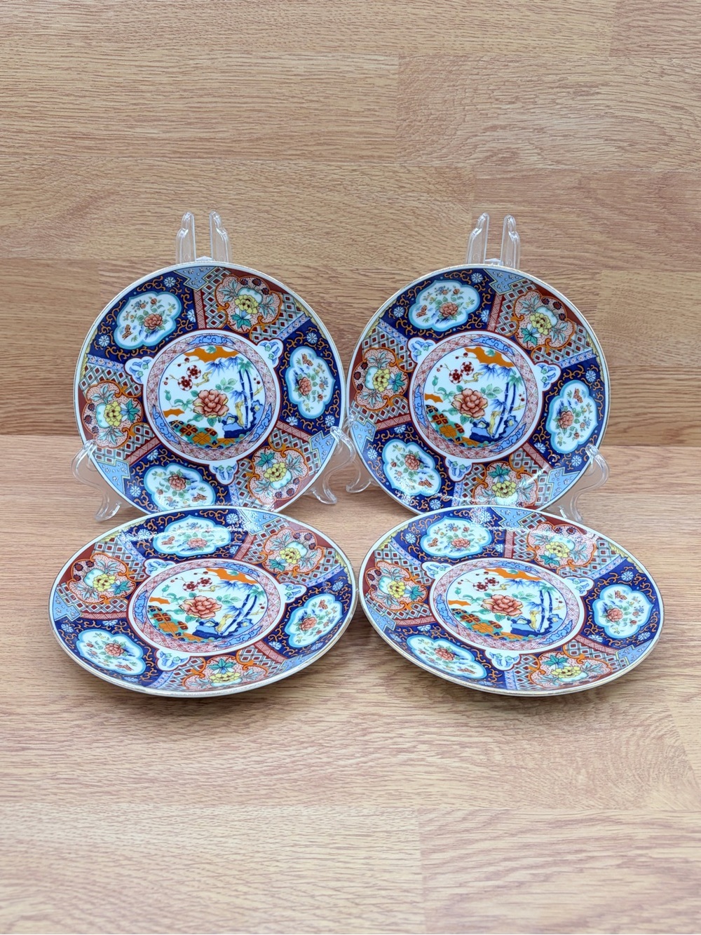 Set Of 4 Handcrafted 1960s MCM Japanese Miyako Imari Ware Porcelain Salad Plates